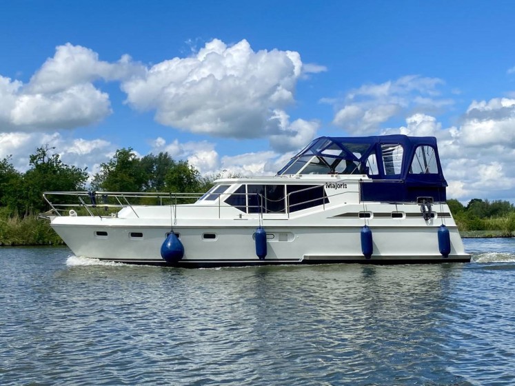 De Drait Renal 40 - Boatscribe.com