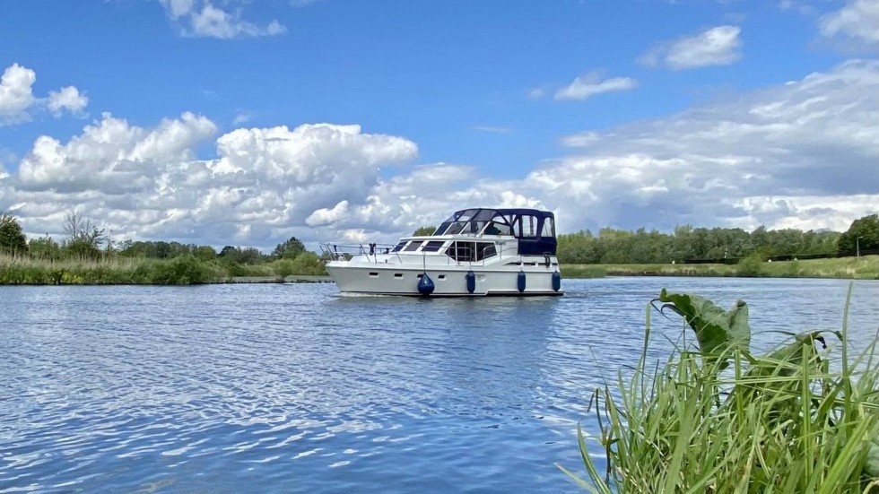 De Drait Renal 40 - Boatscribe.com