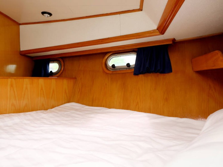 Pedro Solano 33 - Boatscribe.com