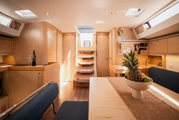 Oceanis 48 - Boatscribe.com