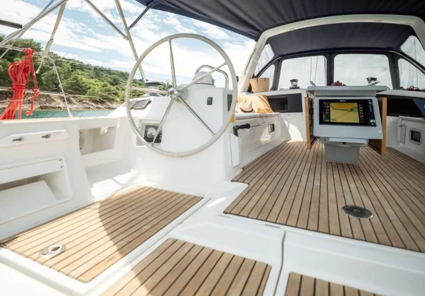 Oceanis 48 - Boatscribe.com
