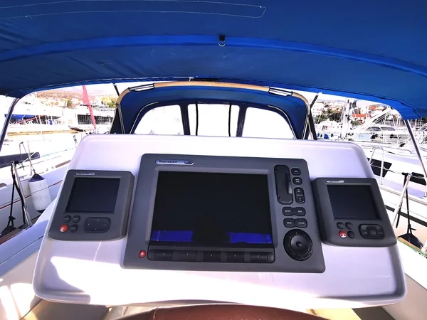 Sun Odyssey 36i - Boatscribe.com
