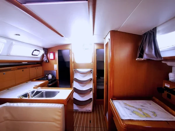 Sun Odyssey 36i - Boatscribe.com
