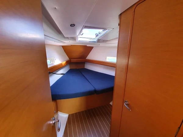 Sun Odyssey 409 - Boatscribe.com