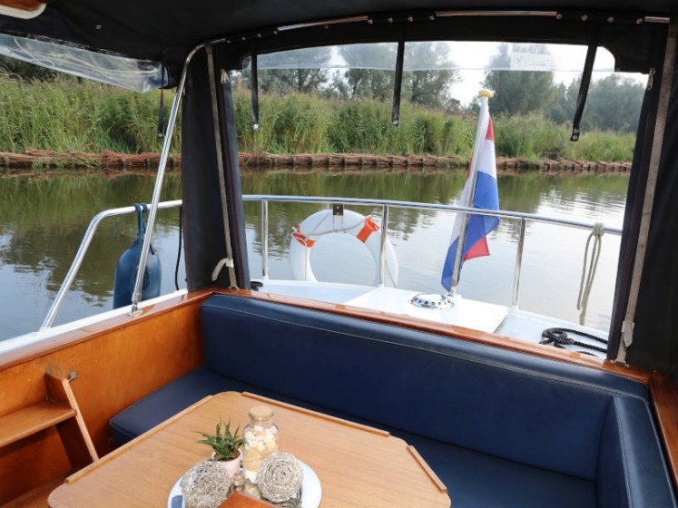 Pedro 800 - Boatscribe.com