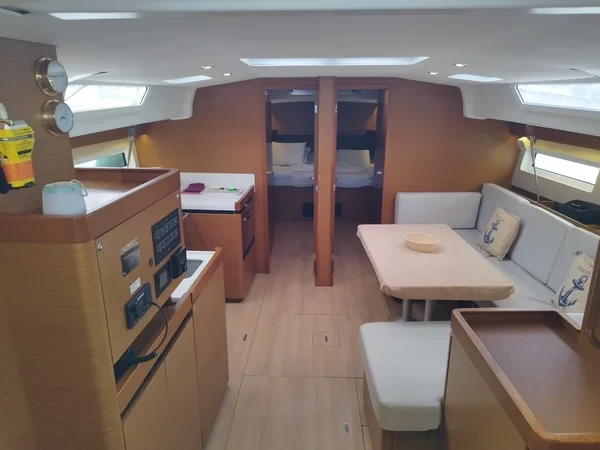 Sun Odyssey 490 - Boatscribe.com