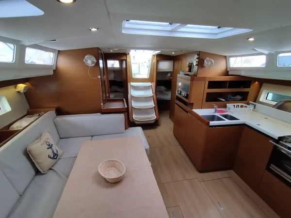 Sun Odyssey 490 - Boatscribe.com