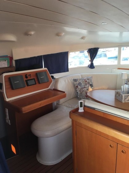 Lagoon 410 - Boatscribe.com