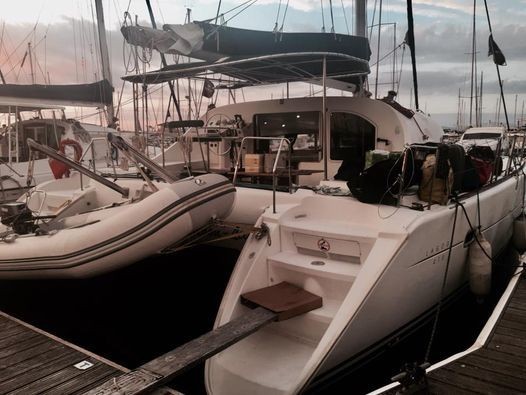 Lagoon 410 - Boatscribe.com