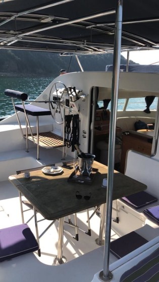 Lagoon 410 - Boatscribe.com