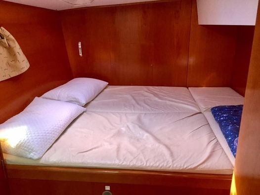 Lagoon 410 - Boatscribe.com