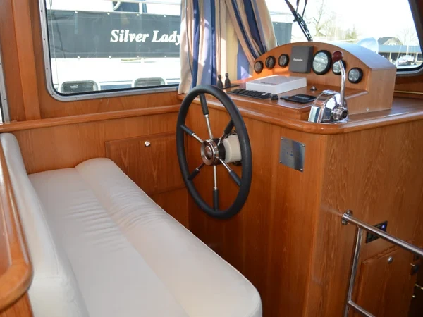 De Drait Bravoure 34 - Boatscribe.com