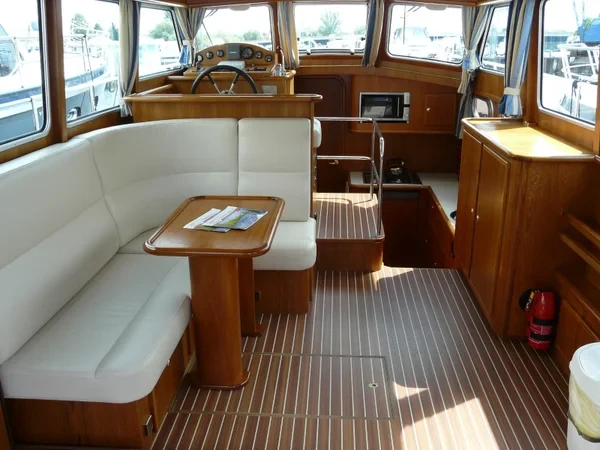 De Drait Bravoure 34 - Boatscribe.com