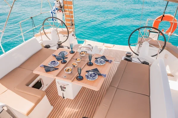 Sun Odyssey 490 - Boatscribe.com