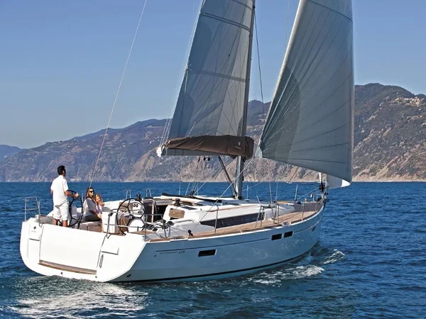 Sun Odyssey 469 - Boatscribe.com