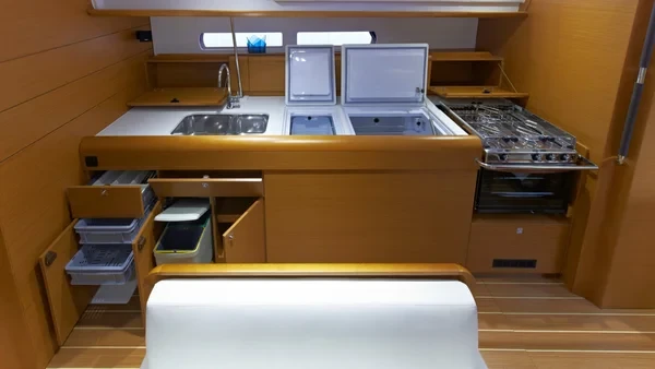 Sun Odyssey 469 - Boatscribe.com