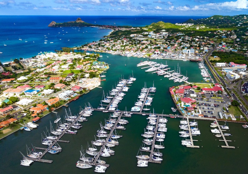Oceanis 46 - Boatscribe.com