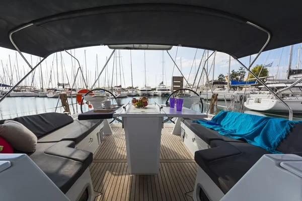 Oceanis 46.1 - Boatscribe.com