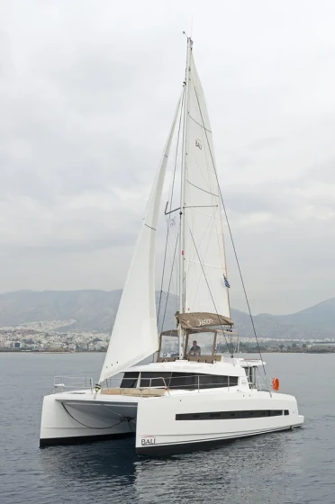 Bali 4.1 - Boatscribe.com