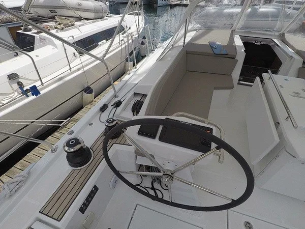 Oceanis 46.1 - Boatscribe.com