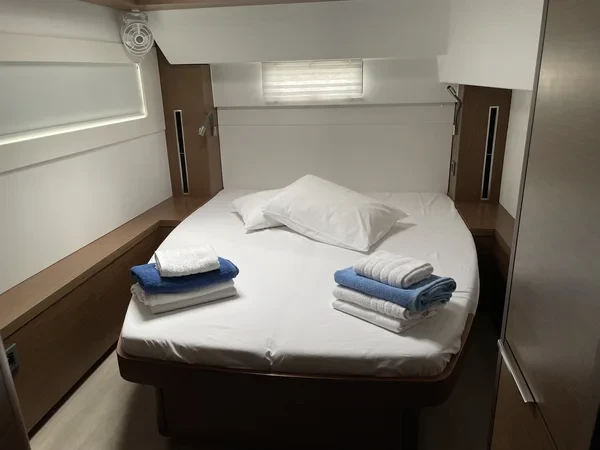 Lagoon 46 - Boatscribe.com