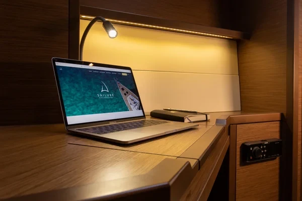 Lagoon 52 F - Boatscribe.com