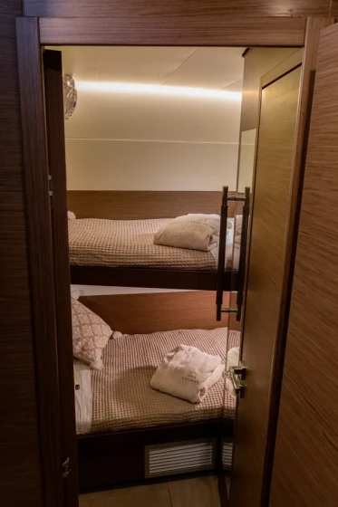 Lagoon 52 F - Boatscribe.com