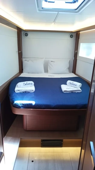 Lagoon 46 - Boatscribe.com