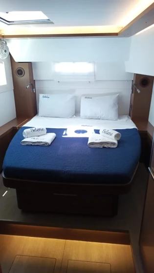 Lagoon 46 - Boatscribe.com