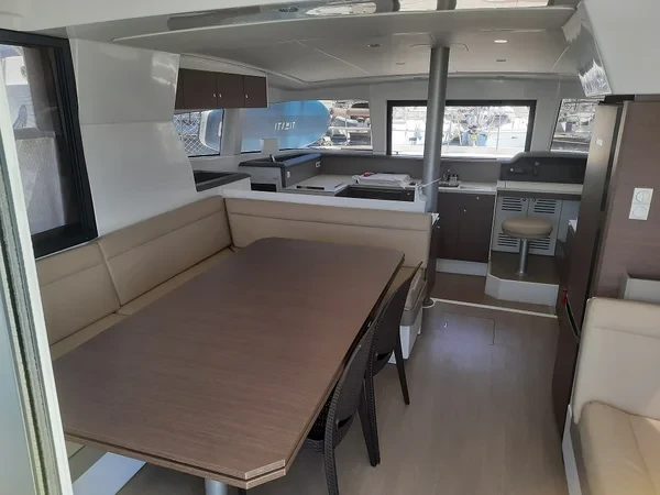 Bali 4.1 - Boatscribe.com