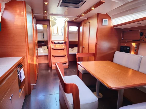 Dufour 430 - Boatscribe.com