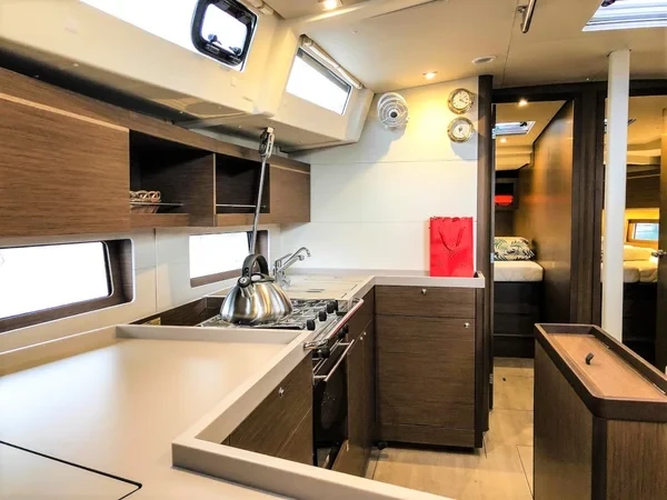 Oceanis 46.1 - Boatscribe.com