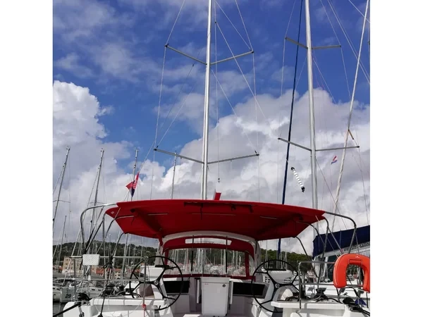 Oceanis 46.1 - Boatscribe.com