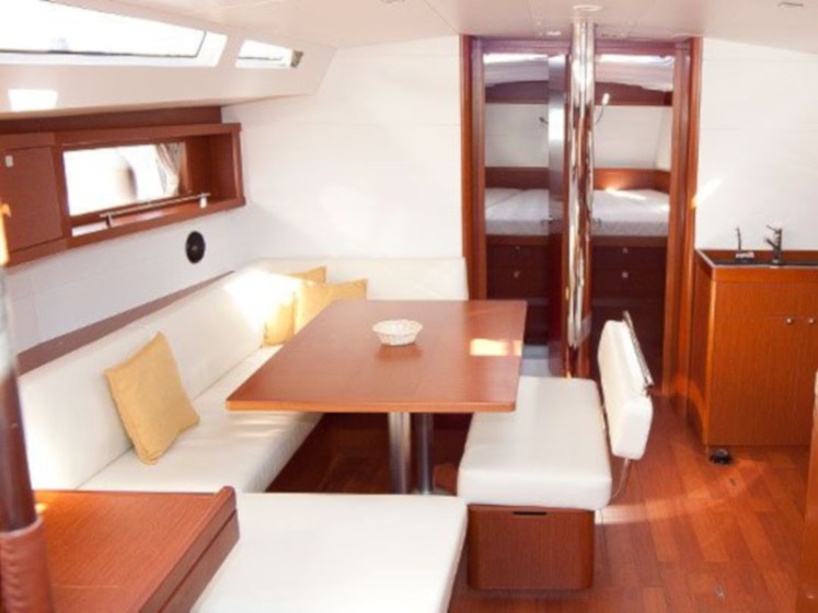 Oceanis 48 - Boatscribe.com
