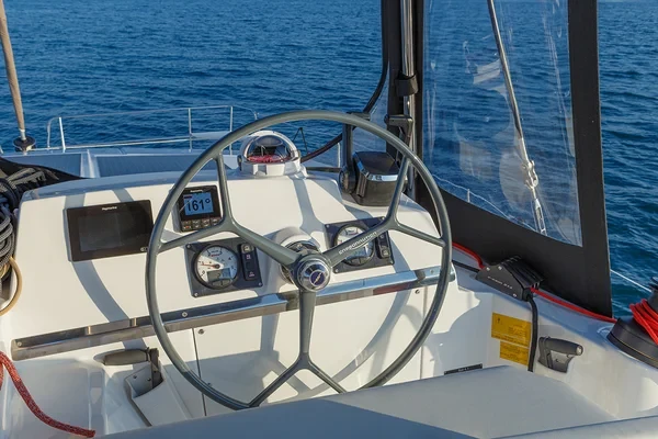 Bali 4.1 - Boatscribe.com