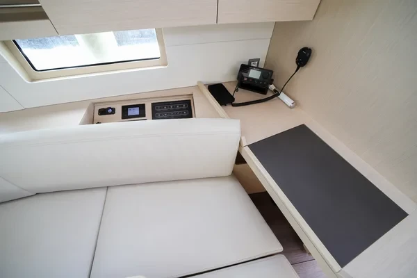 Oceanis 46.1 - Boatscribe.com