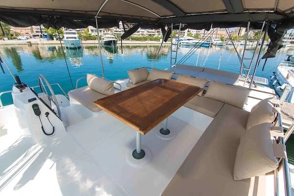 Bali 4.8  - Boatscribe.com