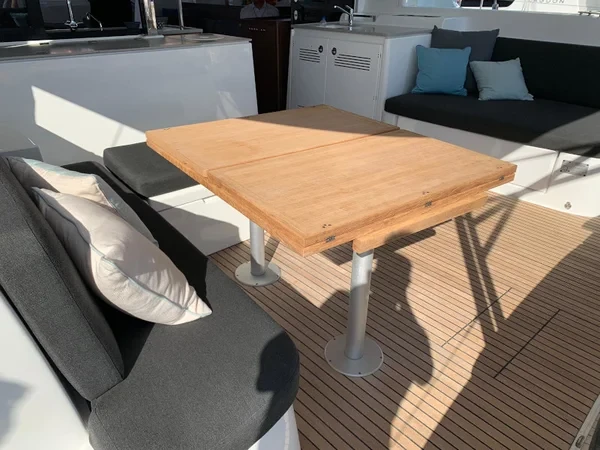 Lagoon 46 - Boatscribe.com