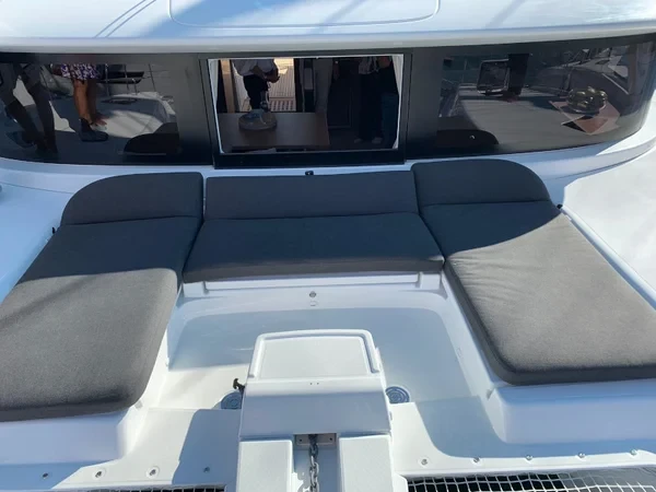 Lagoon 46 - Boatscribe.com