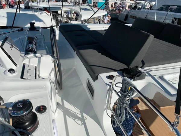 Lagoon 46 - Boatscribe.com