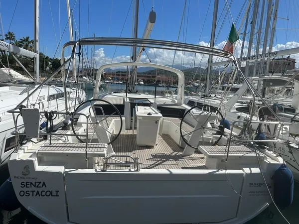 Oceanis 46.1 - Boatscribe.com