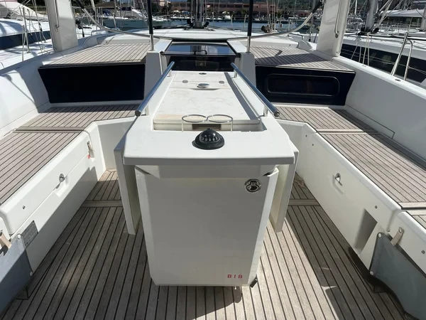 Oceanis 46.1 - Boatscribe.com