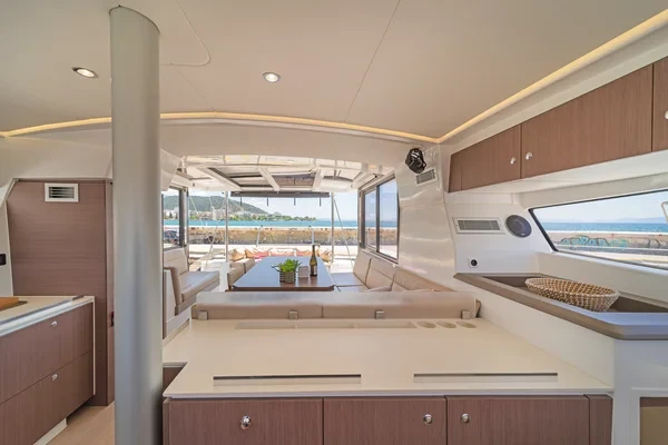 Bali 4.1 - Boatscribe.com
