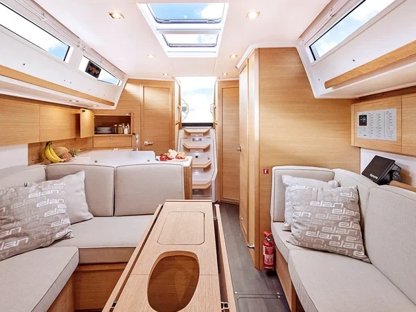 Elan E5 - Boatscribe.com