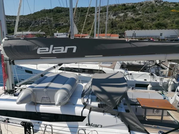 Elan E5 - Boatscribe.com