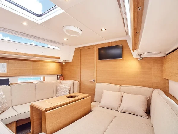 Elan E5 - Boatscribe.com