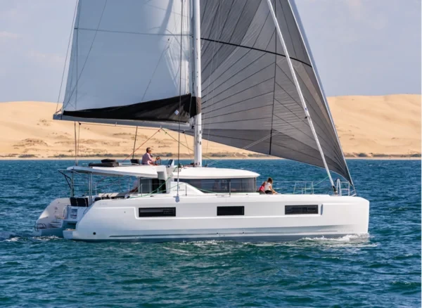 Lagoon 46 - Boatscribe.com