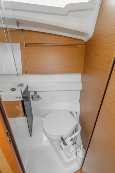 Sun Odyssey 410 - Boatscribe.com