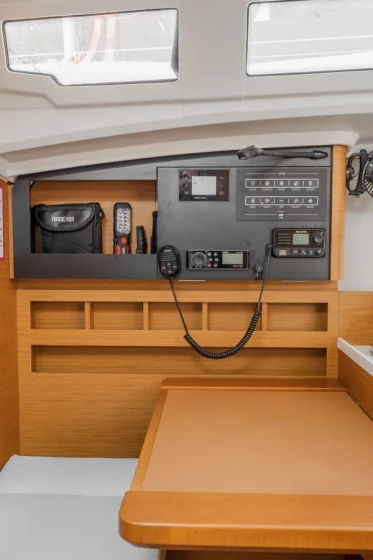Sun Odyssey 410 - Boatscribe.com
