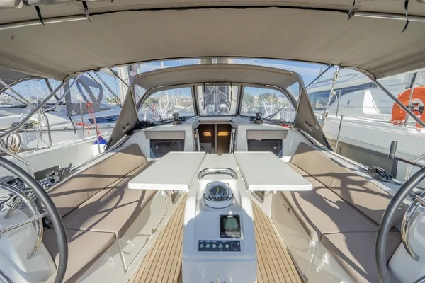 Sun Odyssey 410 - Boatscribe.com
